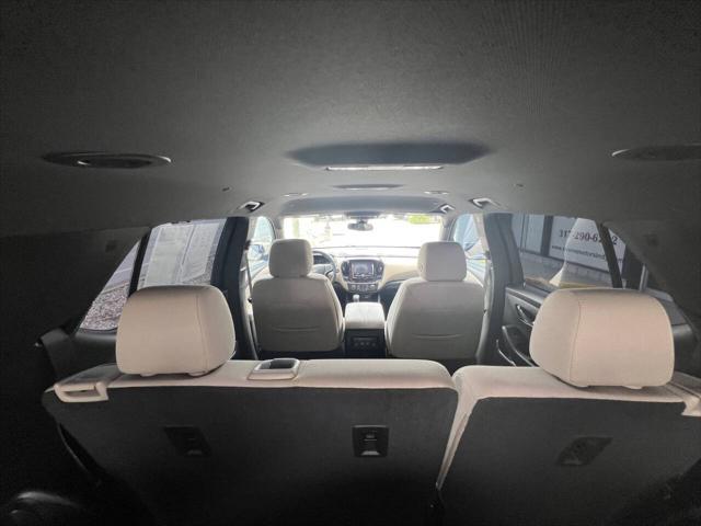 used 2022 Chevrolet Traverse car, priced at $21,995