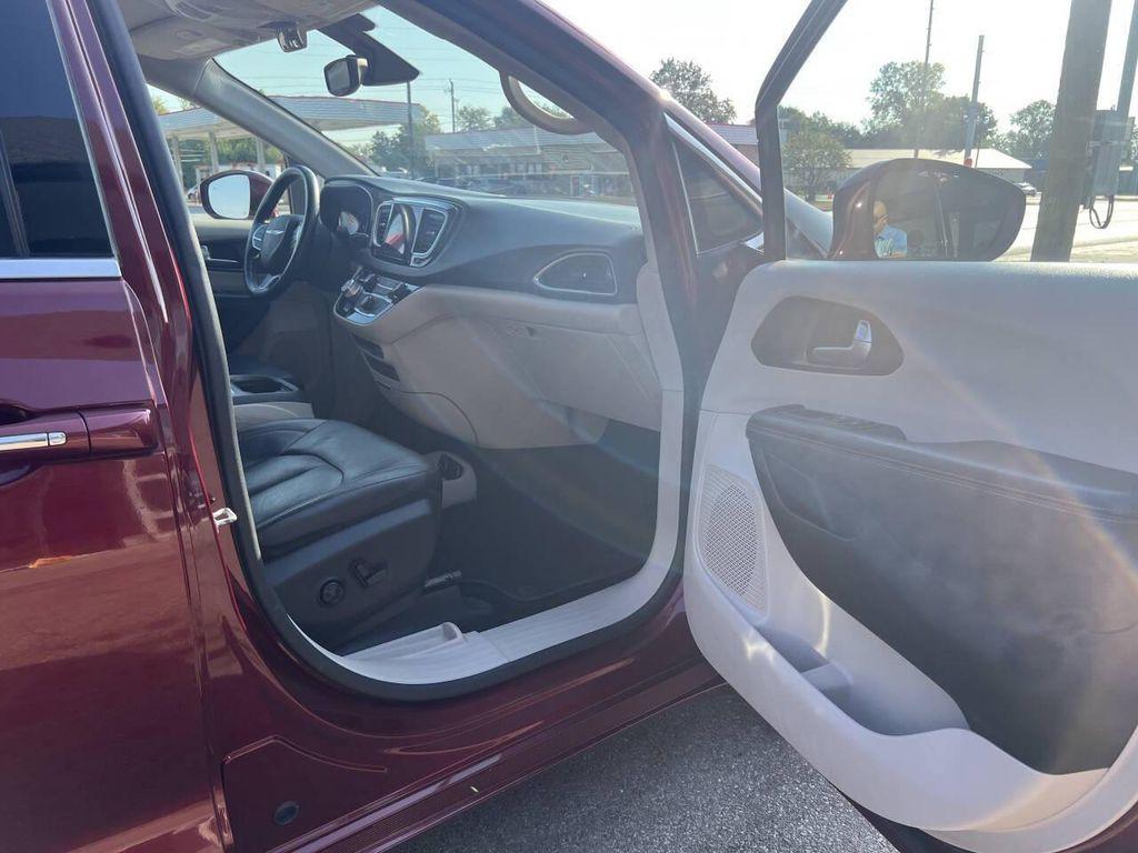 used 2017 Chrysler Pacifica car, priced at $13,795