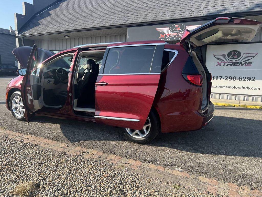 used 2017 Chrysler Pacifica car, priced at $13,795