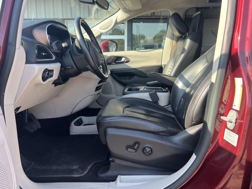 used 2017 Chrysler Pacifica car, priced at $13,795