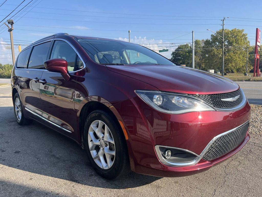 used 2017 Chrysler Pacifica car, priced at $13,795