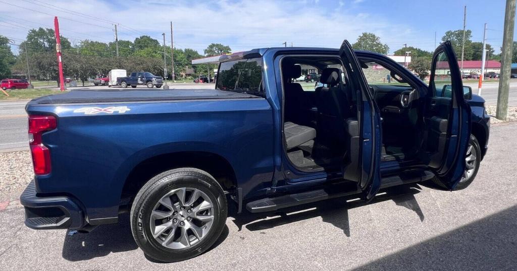 used 2022 Chevrolet Silverado 1500 car, priced at $31,895