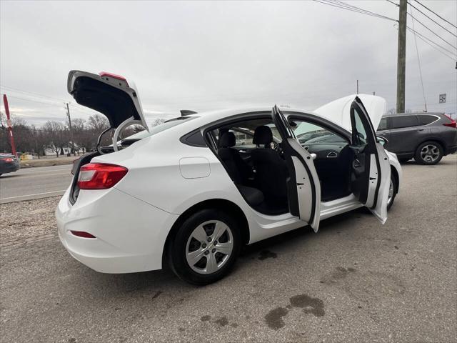 used 2017 Chevrolet Cruze car