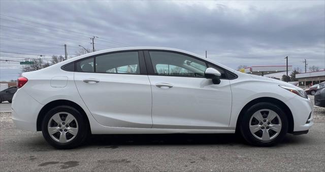 used 2017 Chevrolet Cruze car