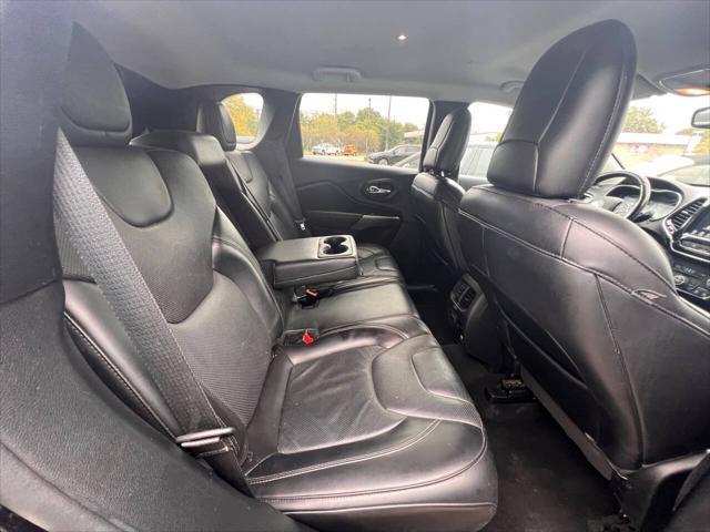 used 2020 Jeep Cherokee car, priced at $18,995