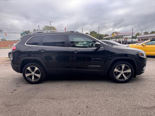 used 2020 Jeep Cherokee car, priced at $18,995