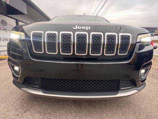 used 2020 Jeep Cherokee car, priced at $18,995