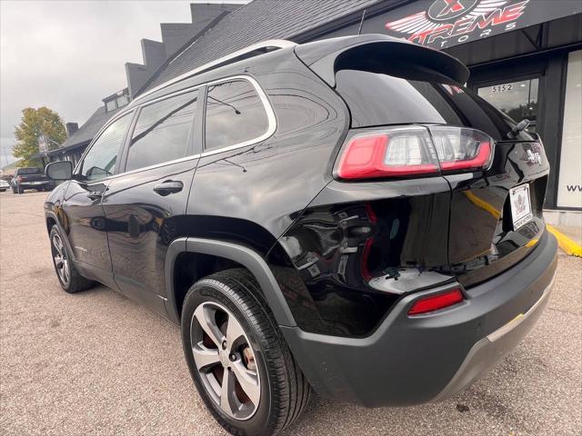 used 2020 Jeep Cherokee car, priced at $18,995