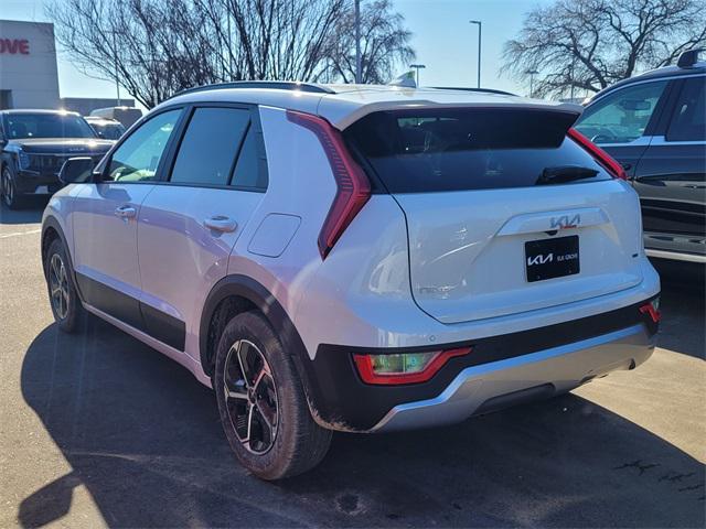 new 2025 Kia Niro car, priced at $32,075