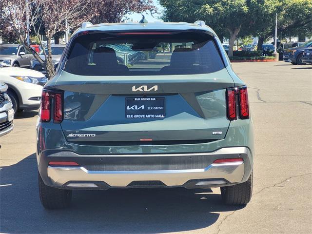 new 2025 Kia Sorento Hybrid car, priced at $42,130