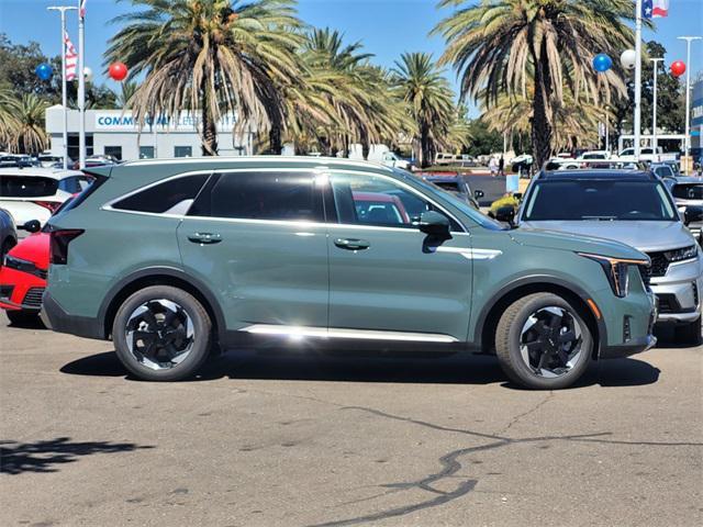 new 2025 Kia Sorento Hybrid car, priced at $42,130