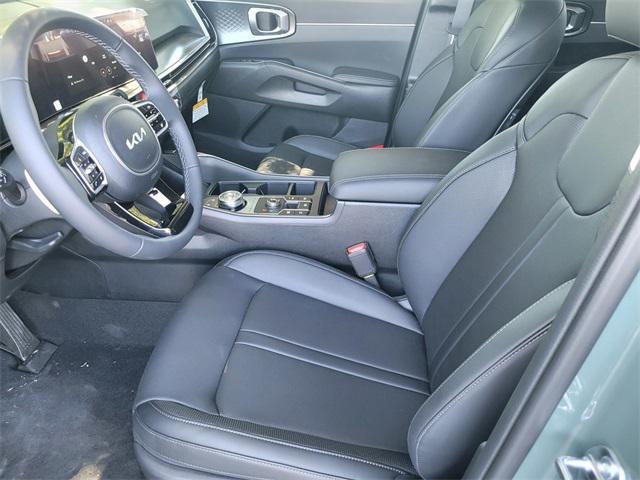 new 2025 Kia Sorento Hybrid car, priced at $42,130