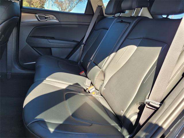 new 2025 Kia Sportage car, priced at $32,560