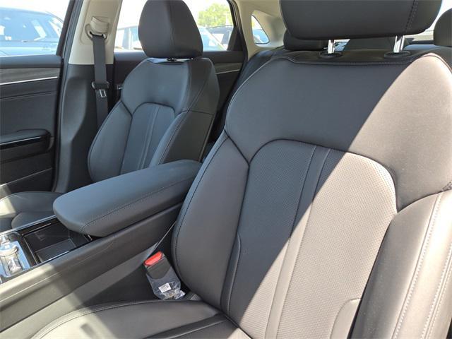 new 2025 Kia K5 car, priced at $35,865