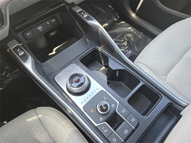used 2023 Kia Sorento Hybrid car, priced at $31,499