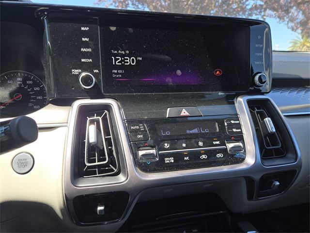 used 2023 Kia Sorento Hybrid car, priced at $31,499