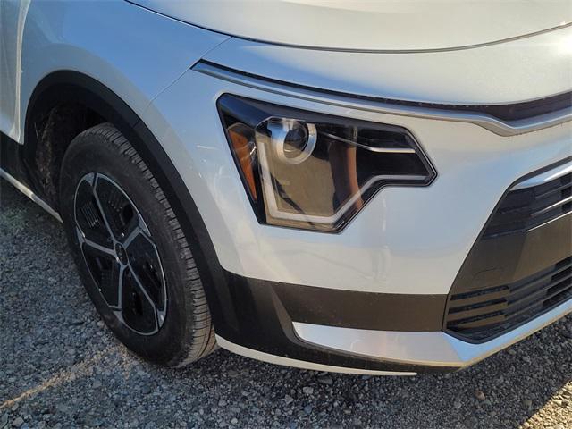 new 2025 Kia Niro car, priced at $31,560