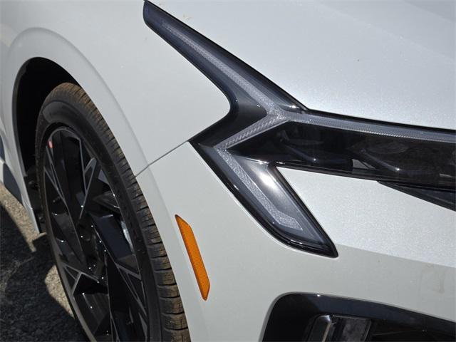 new 2025 Kia K5 car, priced at $30,265