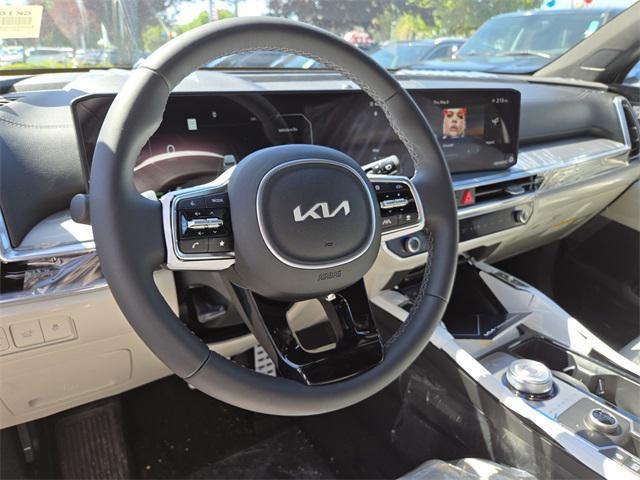 new 2025 Kia Sorento Hybrid car, priced at $48,760