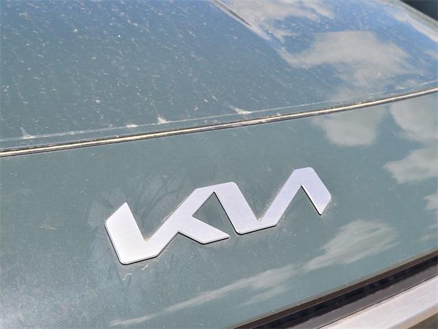 new 2025 Kia Niro car, priced at $31,475