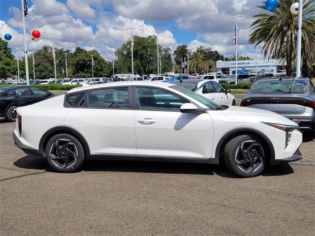 new 2025 Kia K4 car, priced at $25,560