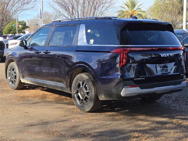 new 2025 Kia Carnival Hybrid car, priced at $44,360