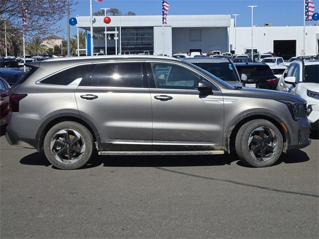 new 2025 Kia Sorento Hybrid car, priced at $43,265