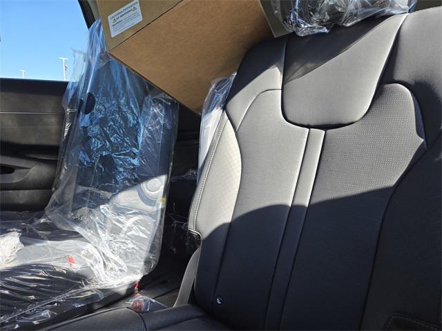 new 2025 Kia Sorento Hybrid car, priced at $43,265
