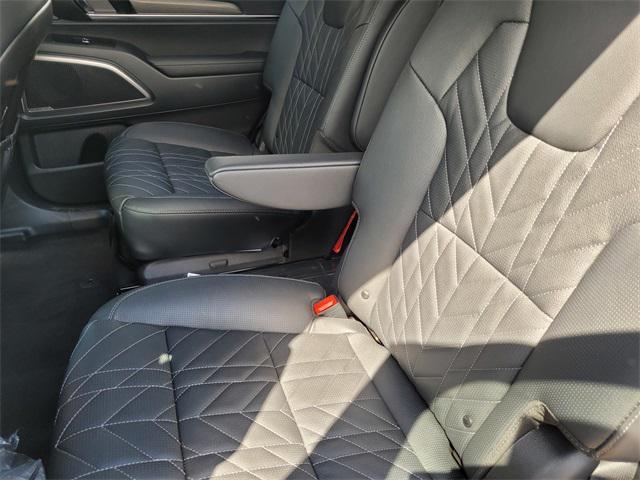 new 2025 Kia Telluride car, priced at $50,125