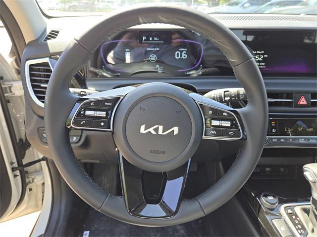 new 2025 Kia Seltos car, priced at $28,910