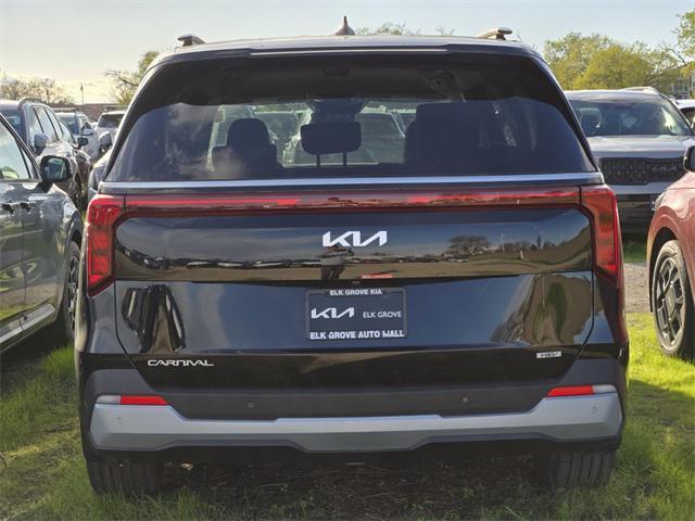 new 2025 Kia Carnival Hybrid car, priced at $45,130