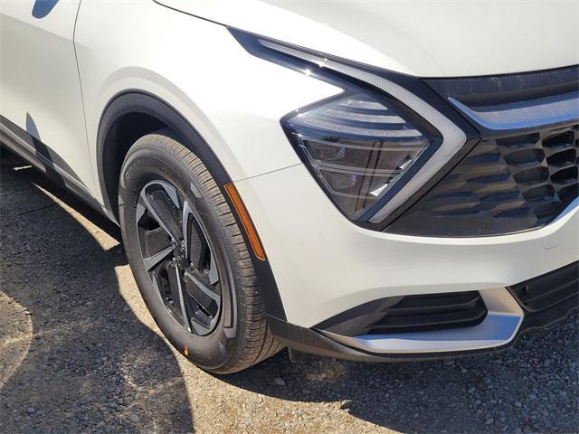new 2025 Kia Sportage Hybrid car, priced at $30,580