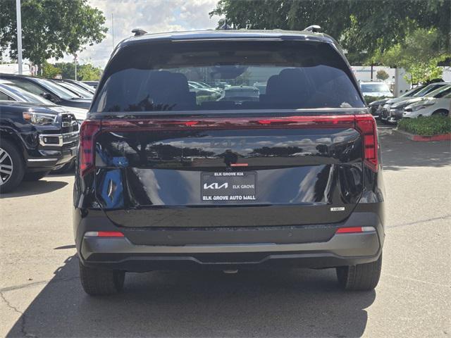 new 2025 Kia Carnival Hybrid car, priced at $53,765