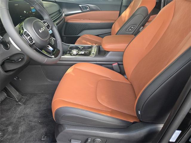 new 2025 Kia Carnival Hybrid car, priced at $53,765
