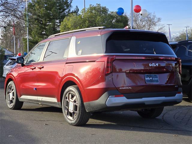 new 2025 Kia Carnival Hybrid car, priced at $44,360