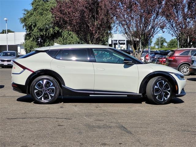 new 2025 Kia Seltos car, priced at $30,250