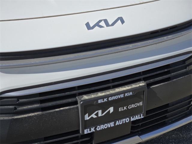 new 2025 Kia Niro car, priced at $31,580