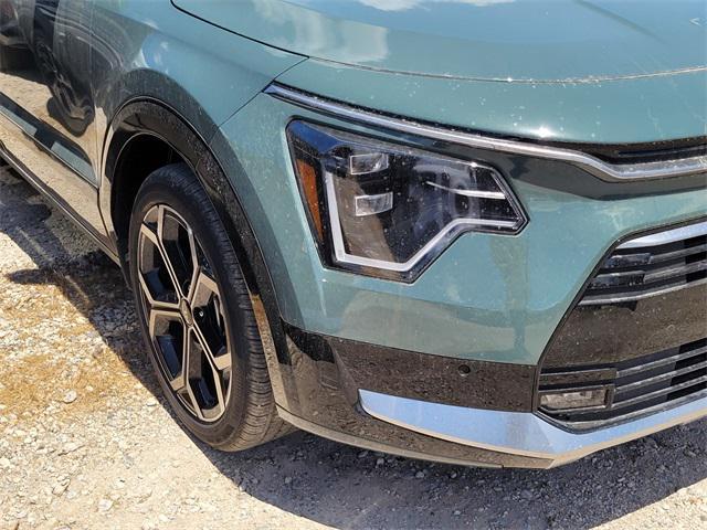 new 2025 Kia Niro car, priced at $38,390