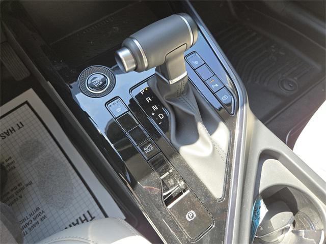 used 2025 Kia Niro car, priced at $29,390