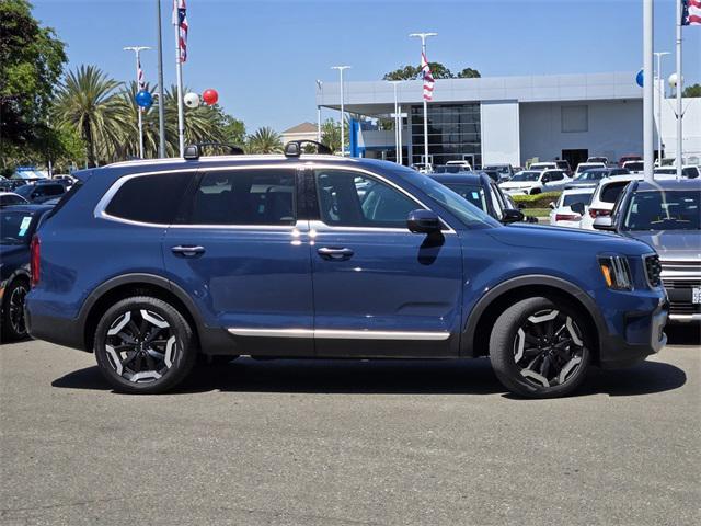 used 2024 Kia Telluride car, priced at $45,887