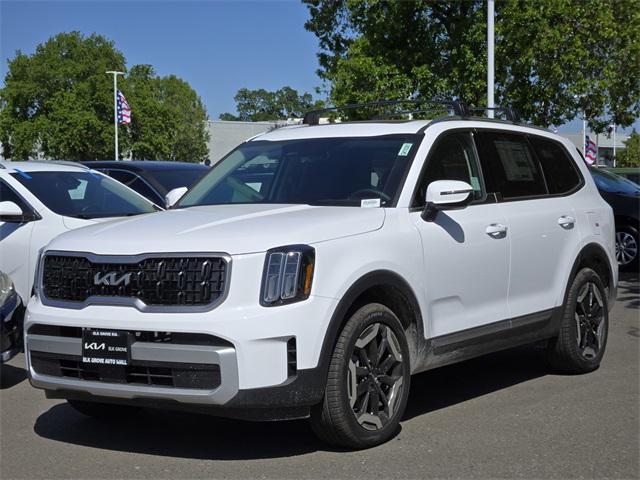 new 2025 Kia Telluride car, priced at $45,140