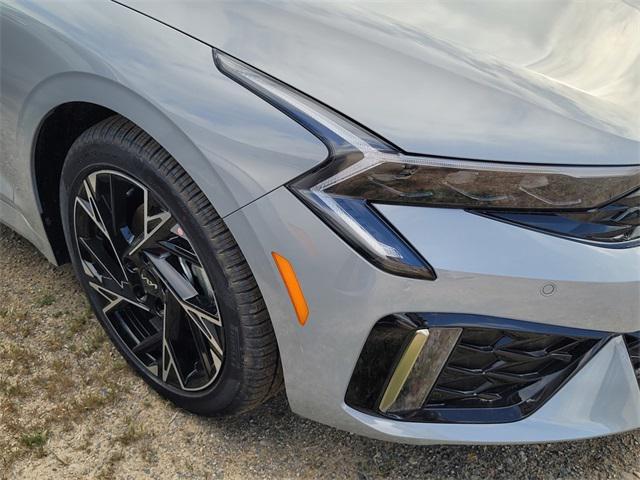 new 2025 Kia K5 car, priced at $30,100