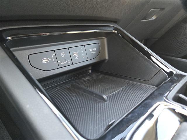 used 2025 Kia K5 car, priced at $30,999