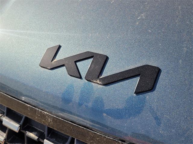 new 2025 Kia Carnival Hybrid car, priced at $57,845