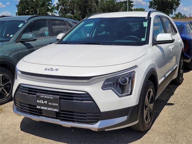new 2025 Kia Niro car