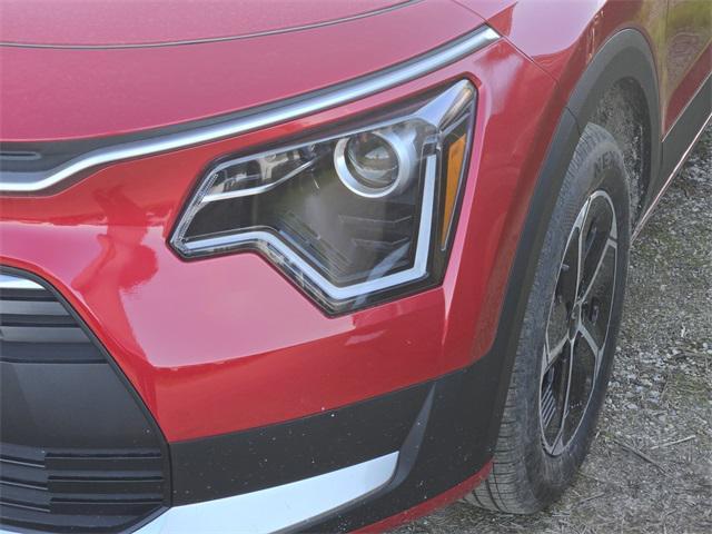 new 2025 Kia Niro car, priced at $31,560