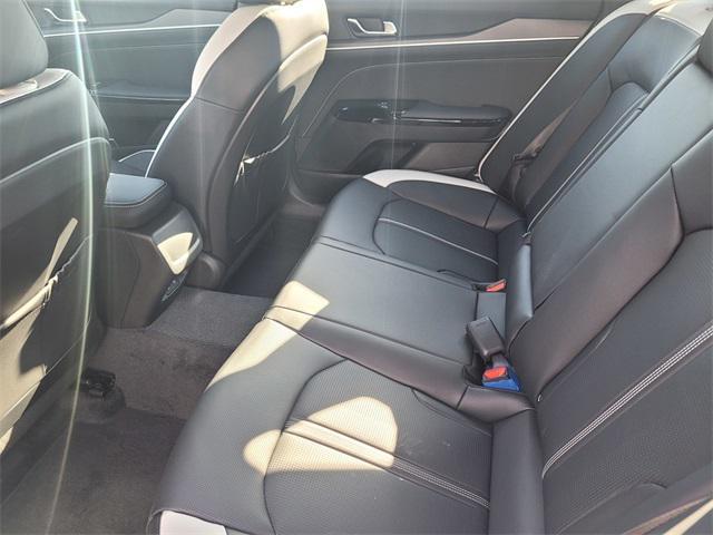 new 2025 Kia K5 car, priced at $33,460