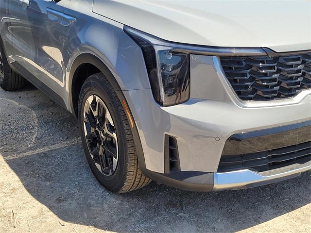 new 2025 Kia Sorento car, priced at $38,505