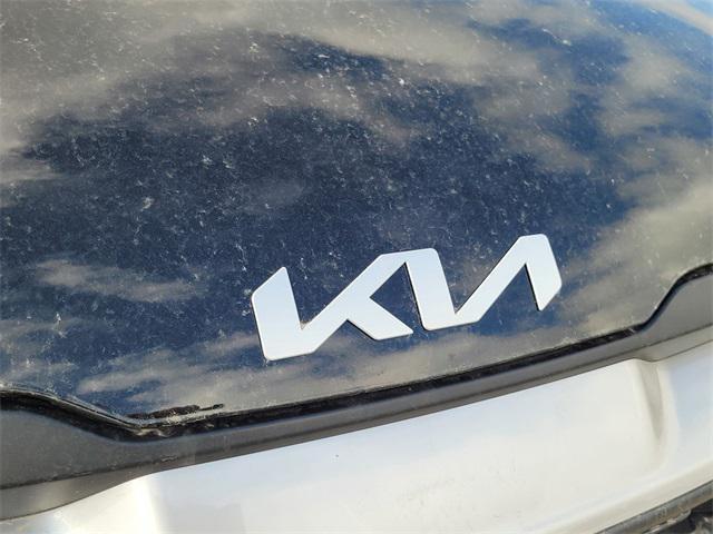 new 2025 Kia Sportage Hybrid car, priced at $30,520