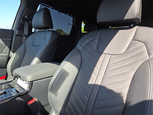 new 2025 Kia Sorento car, priced at $47,990